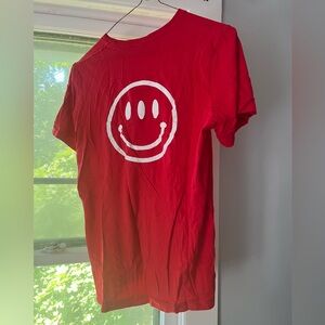 Glossier Smile Wave T Shirt